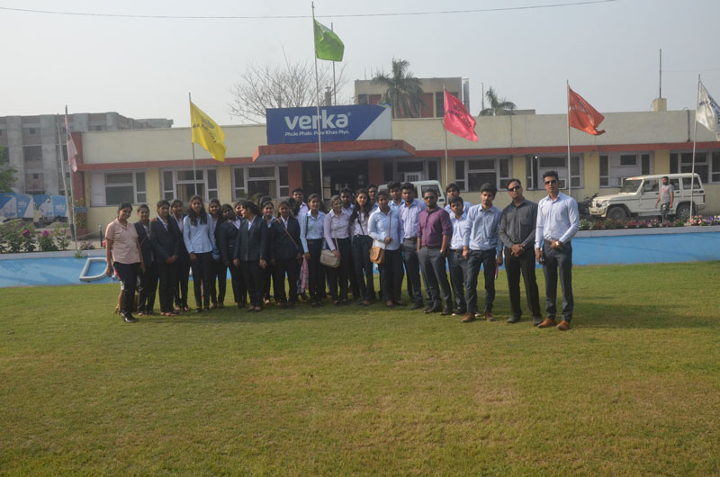 Industrial-Visit-To-Chandigarh-Shimla-&-Amritsar-2018 (3)