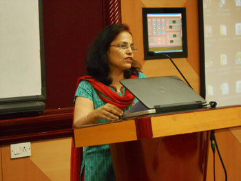 workshop-on-A-Practical-Approach-to-Research-2013 (2)