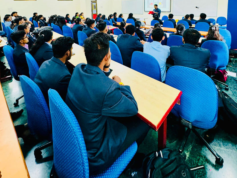 session-on-six-thinking-hats (7)