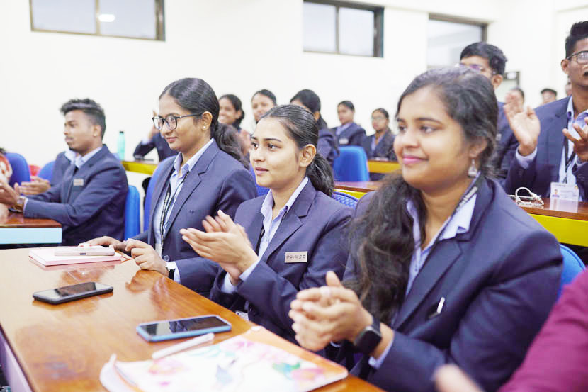 session-on-my-story-by-a-successful-entrepreneur (3)